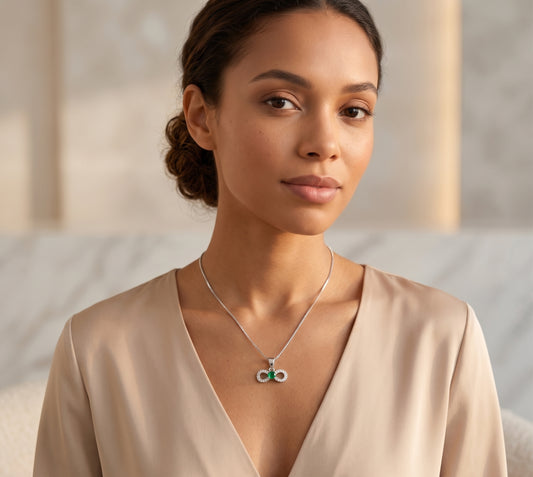 ✦ Cadena Plata 925 Dije Infinito Esmeralda